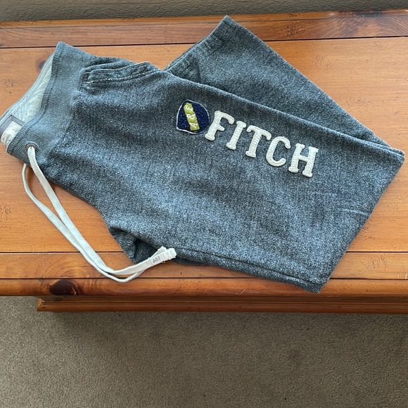 Abercrombie & Fitch Joggers - Picture 3 of 7